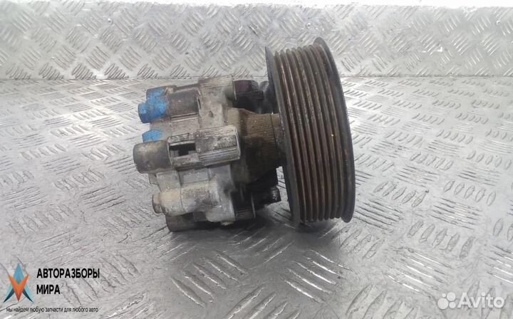 Насос гидроусилителя руля Land Rover