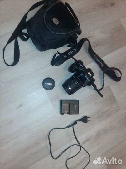 Зеркальный фотоаппарат canon eos1100d