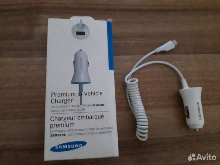 Автомобильная зарядка micro USB