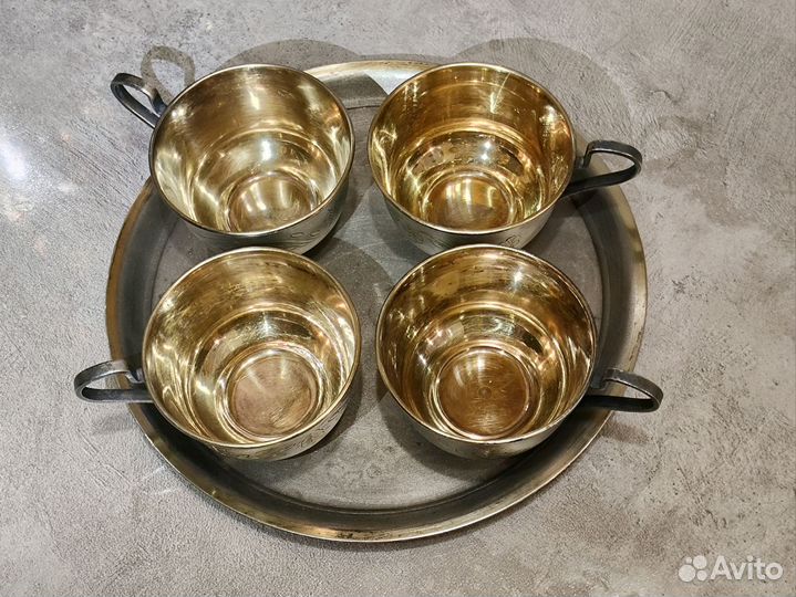 Набор чашек на подносе мельхиор (антиквариат)