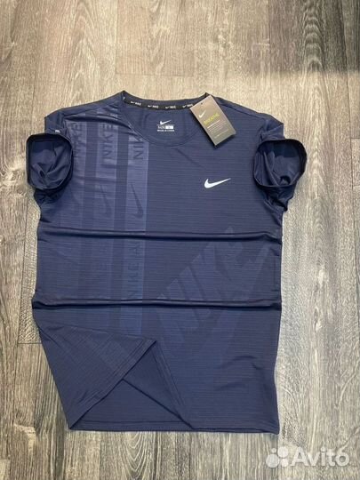 Футболка Nike