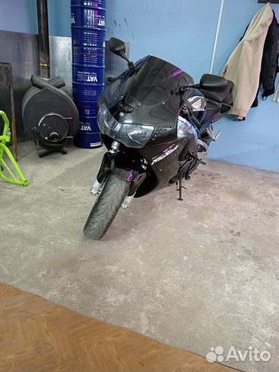 Honda cbr919rr fairbleid cbr900
