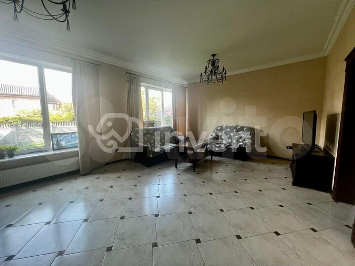 Таунхаус 210,6 м² на участке 5,6 сот.