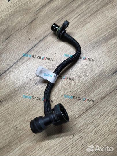 Трубка вентиляции картерных газов BMW X5 G05 2022