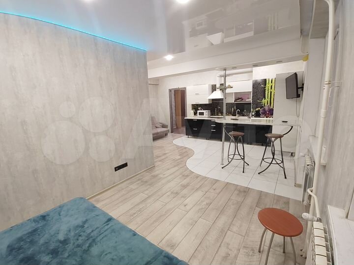 2-к. квартира, 65 м², 3/10 эт.