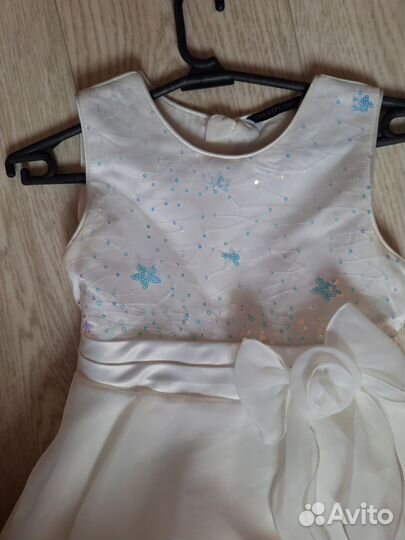 Нарядное платье для девочки