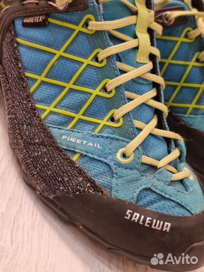 Трекинговые кроссовки salewa