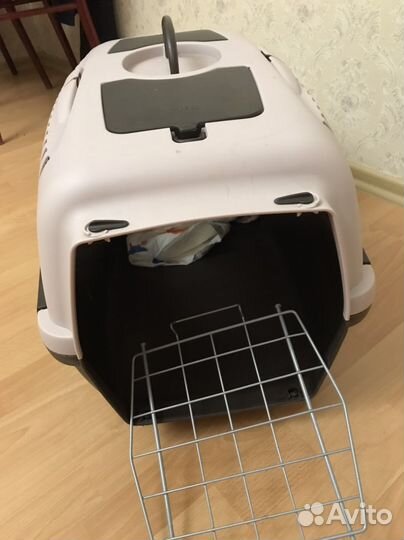Переноска для животных пластиковая
