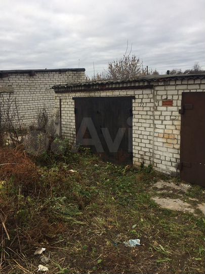 Гараж, > 30 м²