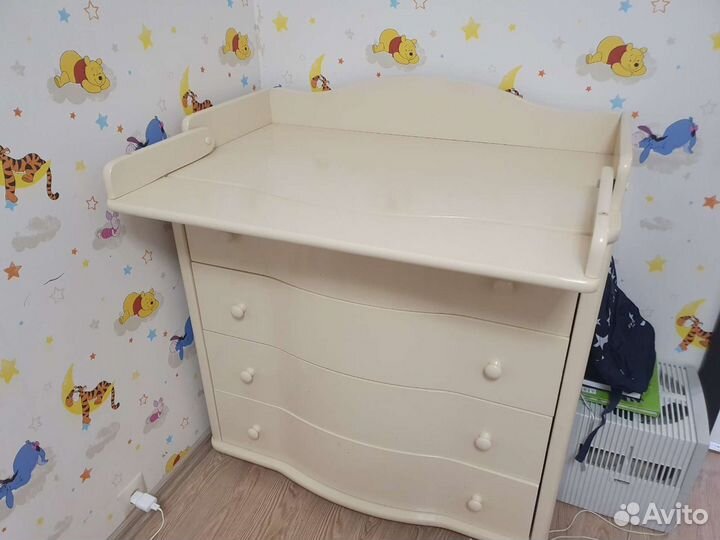 Кровать и комод Можга