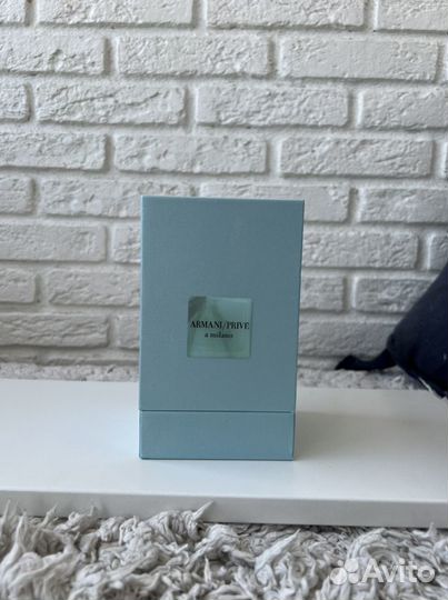 Духи armani prive a milano