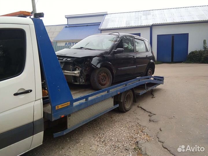 Двери Рено Меган Сценик 2004г