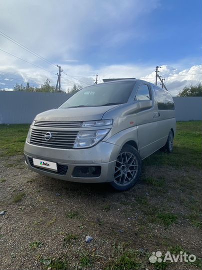 Nissan Elgrand 3.5 AT, 2002, 246 000 км