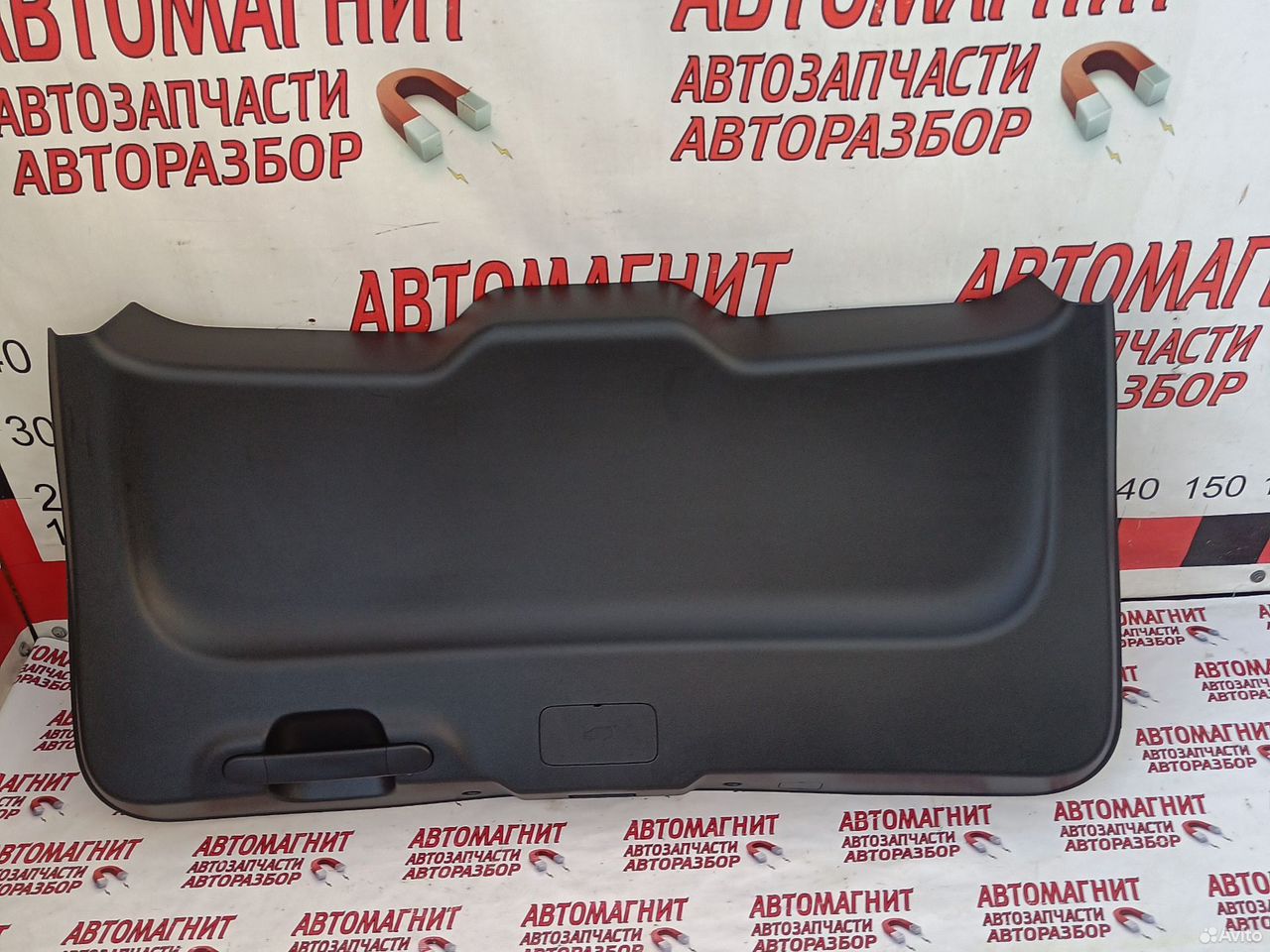 Обшивка крышки багажника Хавал Дарго