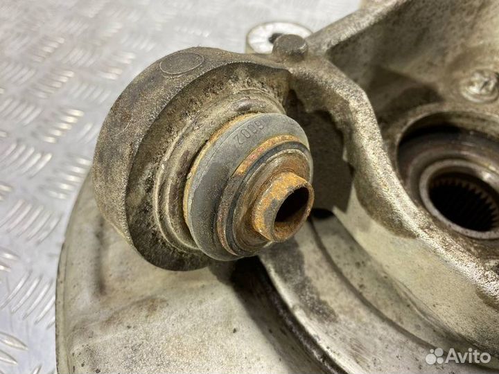 Кулак поворотный задний левый Bmw 5 Е60 N52B30