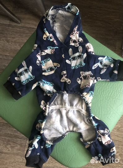 Одежда для маленькой собачки