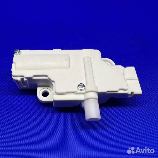 Замок дополнительного люка Samsung DC34-00025D
