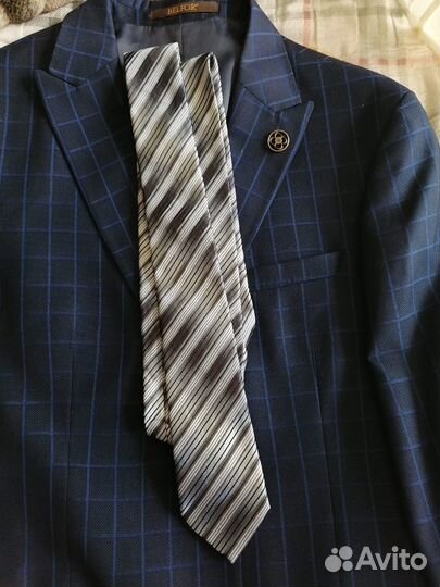 Костюм мужской классический 50 размер