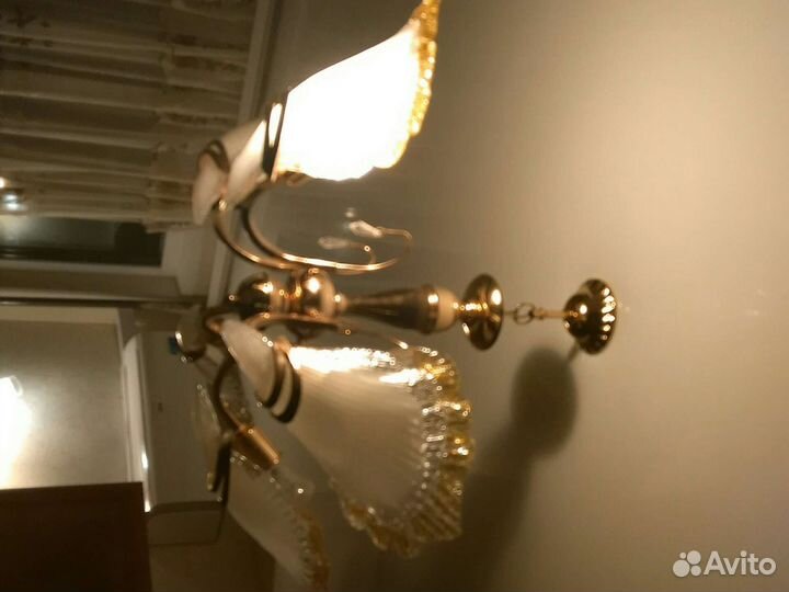 Люстра пятирожковая, красивая
