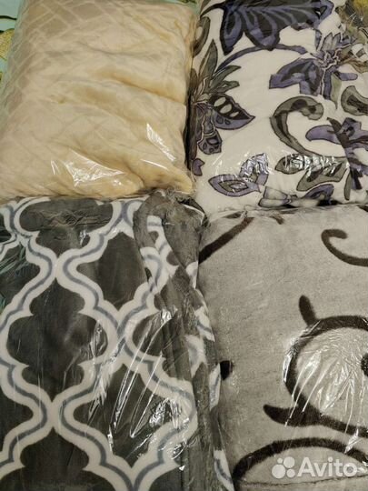 Плед с рукавами