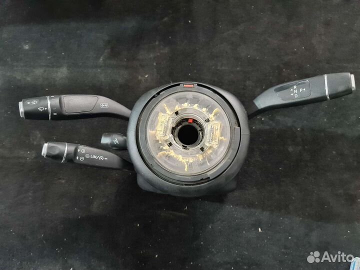 Блок подрулевых переключателей Mercedes C207