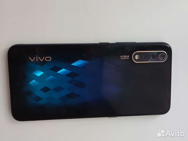 Vivo v 17 neo