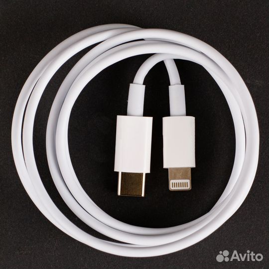 Кабель Apple USB Type-C - Lightning, 1 м