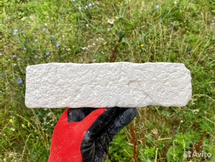 Гипсовый камень под кирпич
