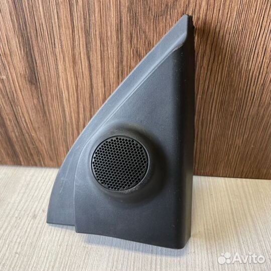 Крышка зеркала правая Geely Mk-Cross MR479QA