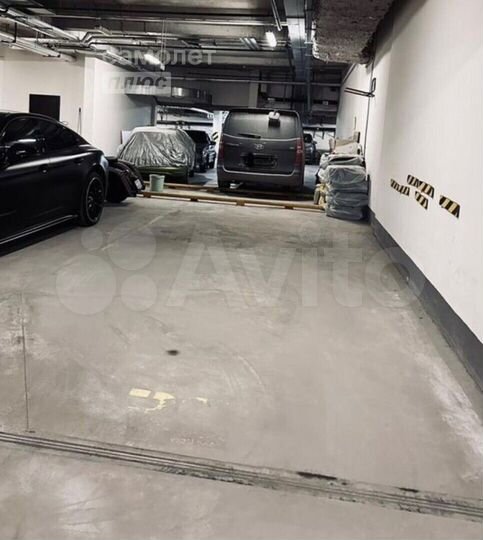 Машиноместо, 29 м²