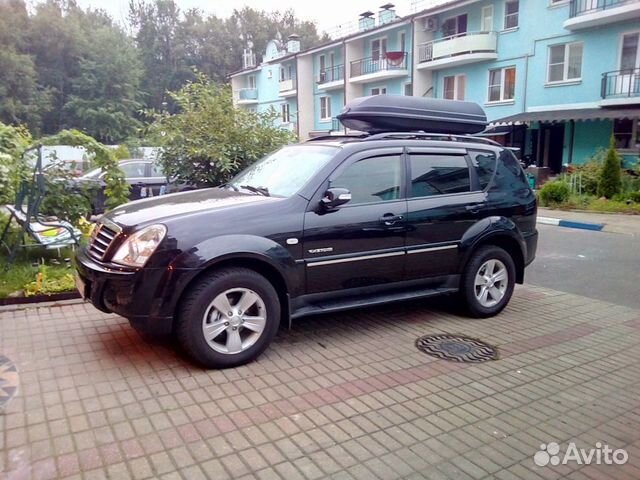 Автобокс (багажник) на SsangYong Rexton