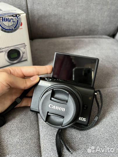 Цифровая камера Canon eos m100