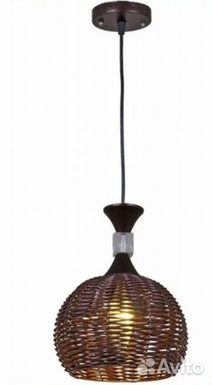 Подвесной светильник плетеный