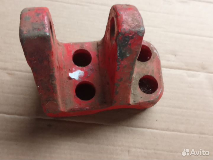 Бугель 162.35.101 левый