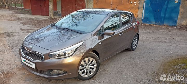 Kia Ceed 1.6 AT, 2012, 330 000 км