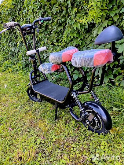 Электросамокат с амортизатором новый