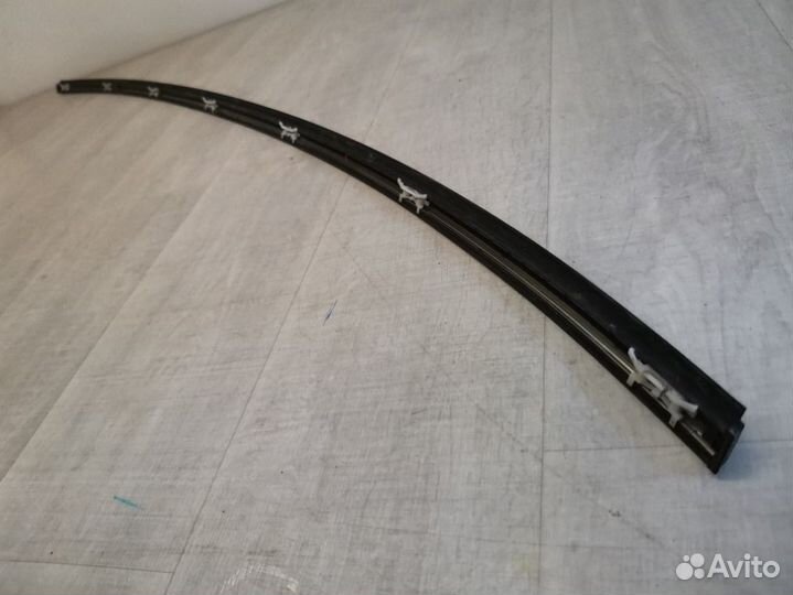 Молдинг крыши левый Geely Emgrand Ec7 1.5 JL4G15D