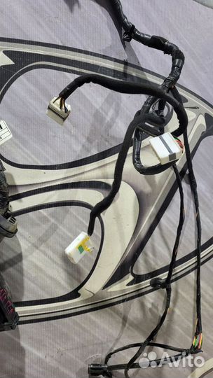 Проводка двери коса Hyundai solaris 2 Лев