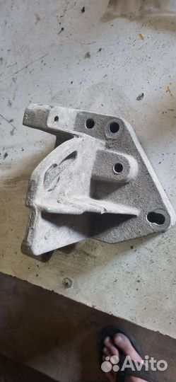 Кронштейн гидроусилителя Волга Сайбер