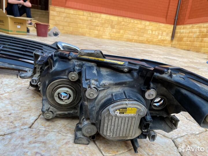 Оригинальные адаптивные фары камри 55