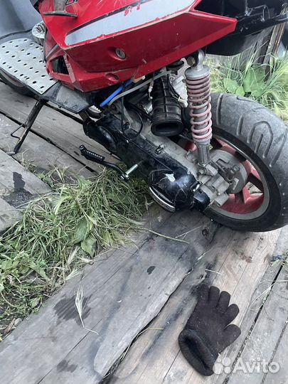 Запчасти на скутер 150 кубов