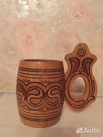 Деревянная кружка