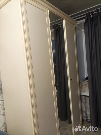 Шкафы и комоды бу