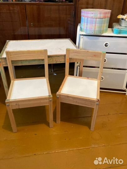 Детские табуретки и столик IKEA