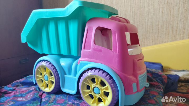 Большой грузовик игрушка