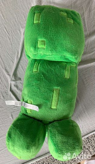 Большой Крипер из Майнкрафта