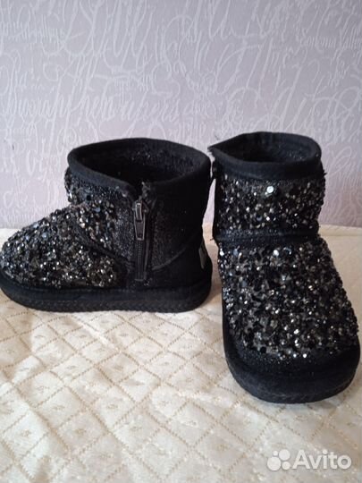 Ugg угги детские 24 р. Для девочки с камнями