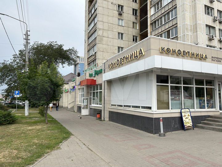 Торговая площадь, 16 м²