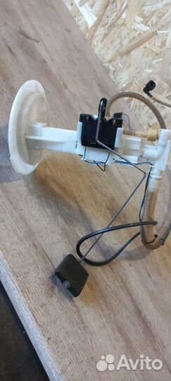 Датчик уровня топлива Ford Kuga 1