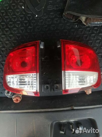 Фонарь задний правый, левый SsangYong Kyron